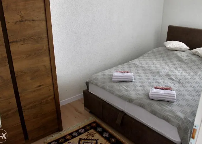 Stan Na Dan 2, Apartment *